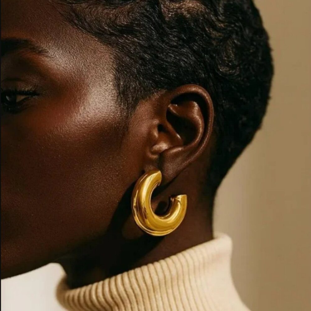 18K Chunky Gold Plated Tarnish-free Stainless Steel Hoop Earrings